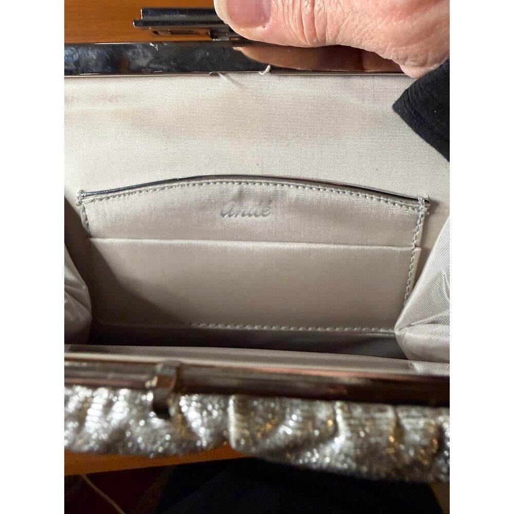 Vintage Andé Clutch Purse Women's Silver Metallic Evening Glam Chain Strap - Picture 5 of 8